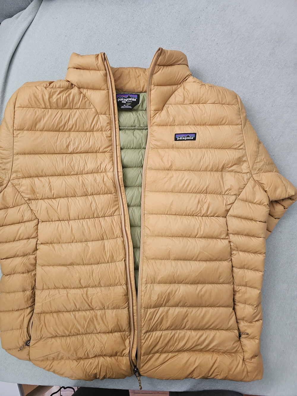 Patagonia Men’s Lightweight Down Jacket in Tan